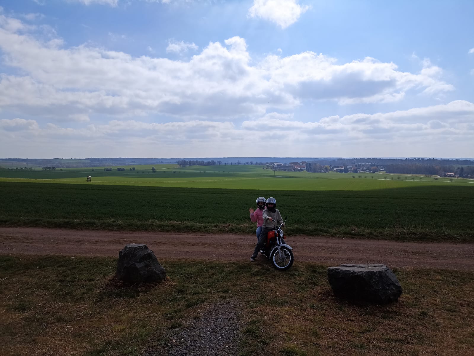Us on the Simson